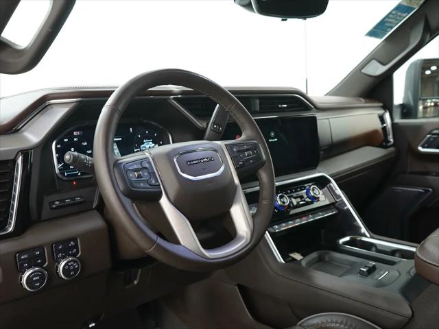 2025 GMC Sierra 2500HD Crew Cab, Standard Bed, Denali, 4WD