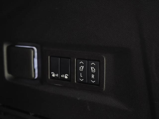 2025 GMC Yukon Denali 4WD