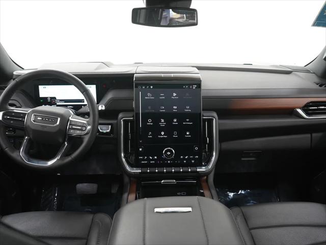 2025 GMC Yukon Denali 4WD