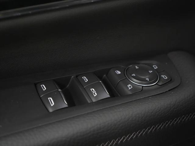 2025 GMC Yukon Denali 4WD