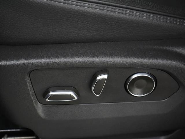 2025 GMC Yukon Denali 4WD
