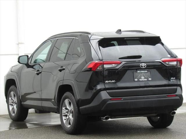 2025 Toyota RAV4 Hybrid XLE