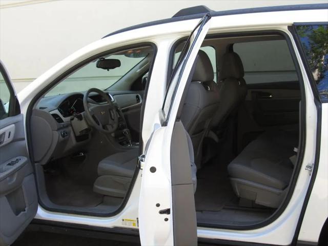 2017 Chevrolet Traverse LS