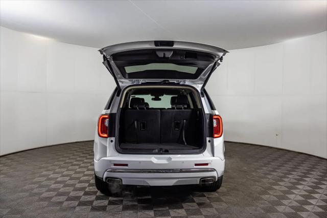2023 GMC Acadia AWD Denali