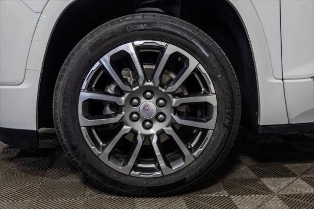 2023 GMC Acadia AWD Denali