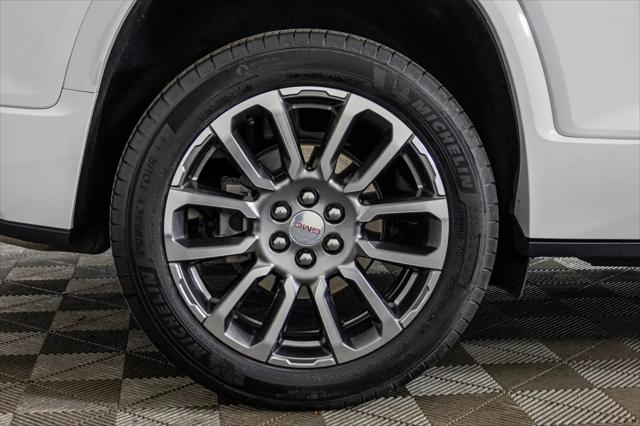 2023 GMC Acadia AWD Denali