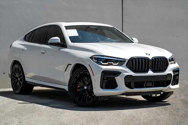 2022 BMW X6 M50i
