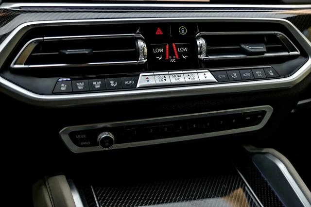 2022 BMW X6 M50i
