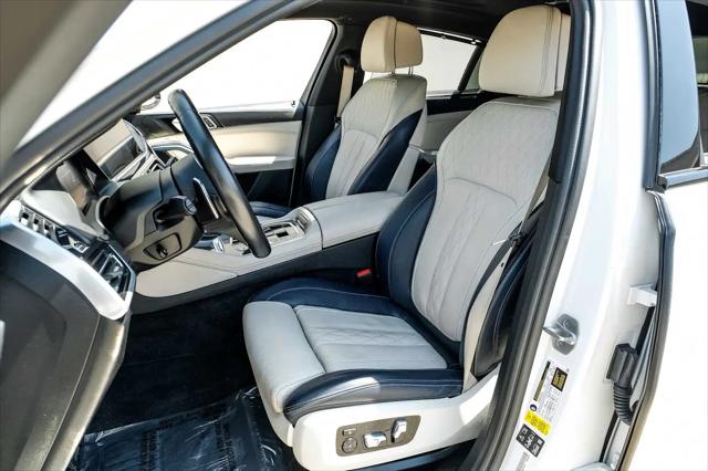 2022 BMW X6 M50i