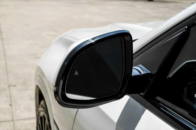 2022 BMW X6 M50i