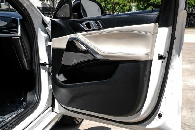2022 BMW X6 M50i