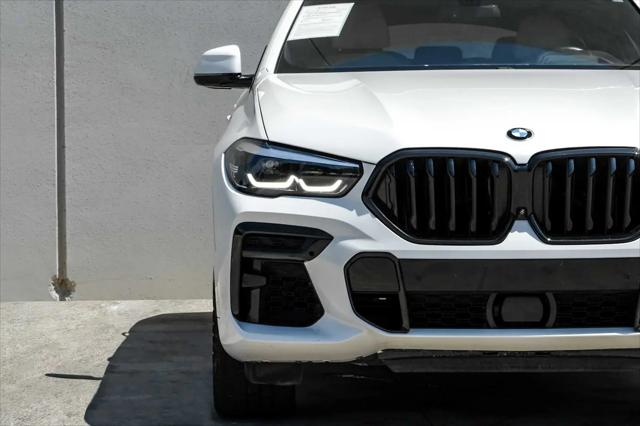 2022 BMW X6 M50i