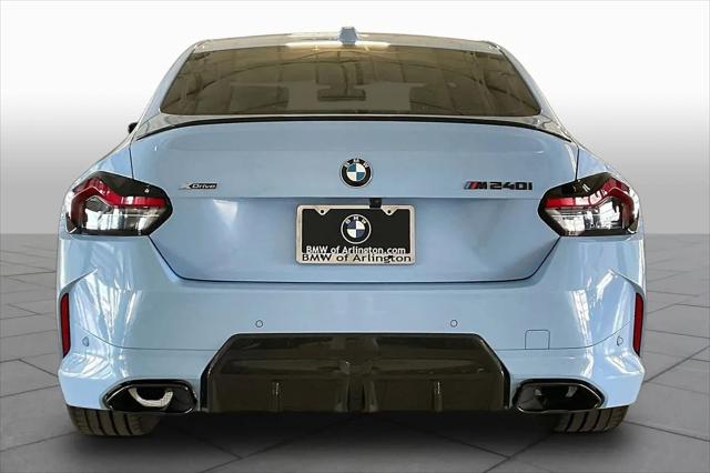 2026 BMW M240 i xDrive