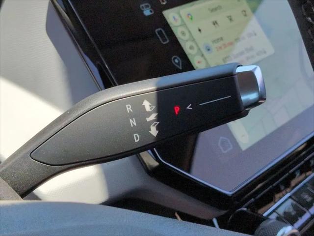 2027 Chevrolet Bolt LT FWD