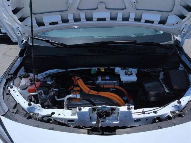 2027 Chevrolet Bolt LT FWD