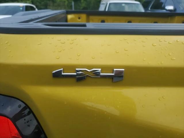 2023 GMC Canyon 4WD Crew Cab Short Box Elevation