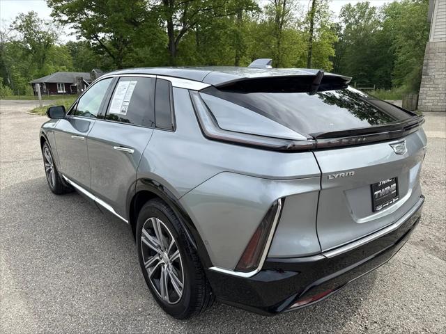 2024 Cadillac iQ Luxury w/1SC