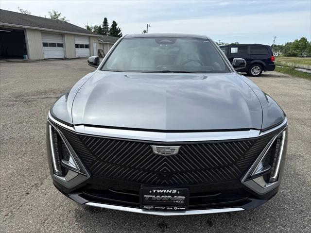 2024 Cadillac iQ Luxury w/1SC