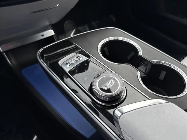 2024 Cadillac iQ Luxury w/1SC