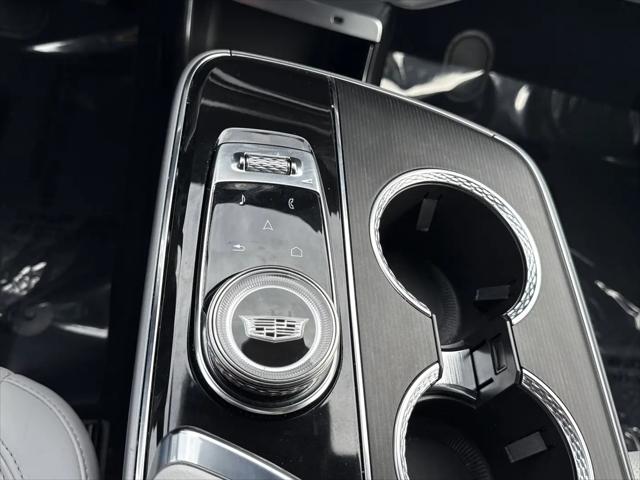 2024 Cadillac iQ Luxury w/1SC