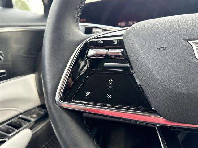 2024 Cadillac iQ Luxury w/1SC