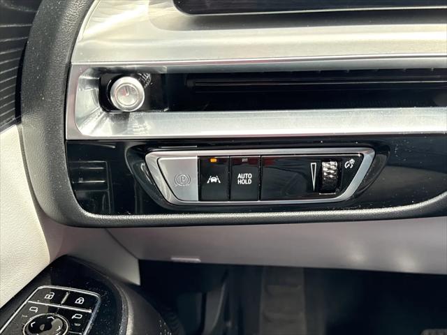 2024 Cadillac iQ Luxury w/1SC