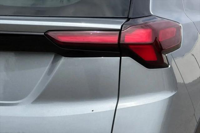 2027 Chevrolet Bolt LT FWD