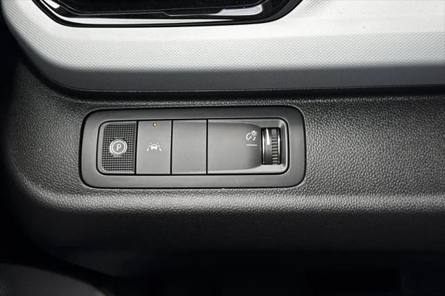 2027 Chevrolet Bolt LT FWD