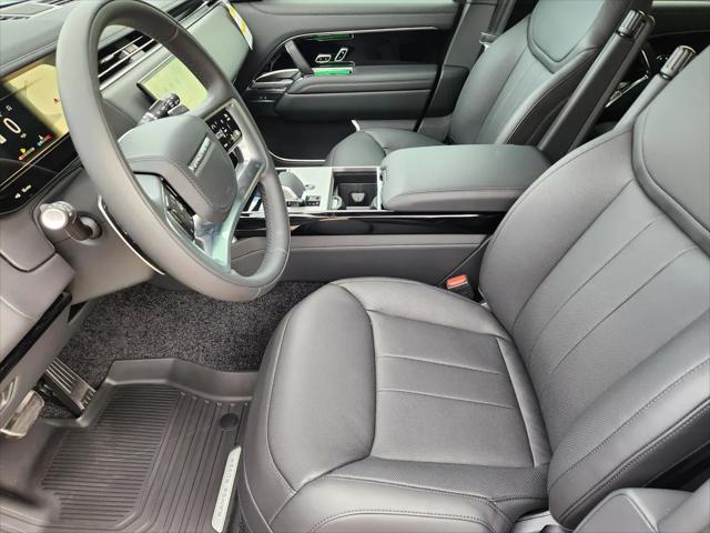2026 Land Rover Range Rover P400 SE 7 Seat