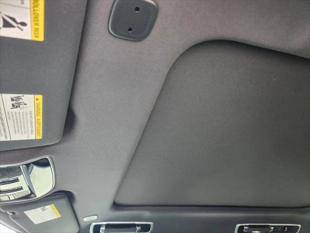 2026 Land Rover Range Rover P400 SE 7 Seat
