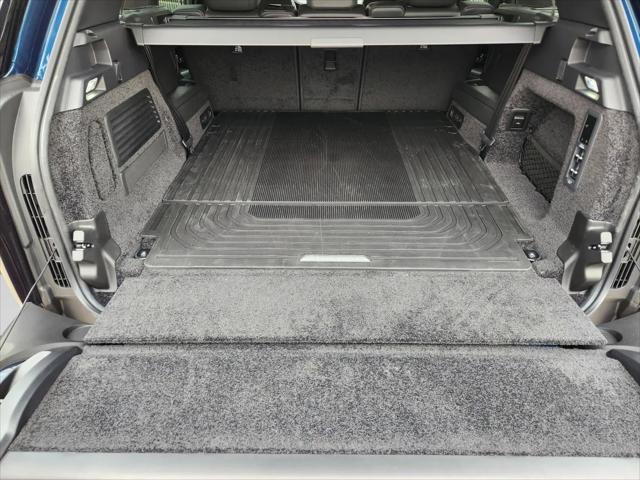 2026 Land Rover Range Rover P400 SE 7 Seat