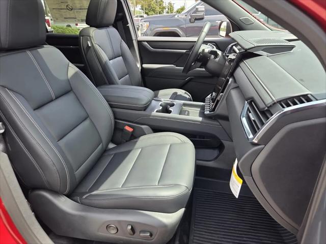 2026 GMC Acadia Elevation FWD
