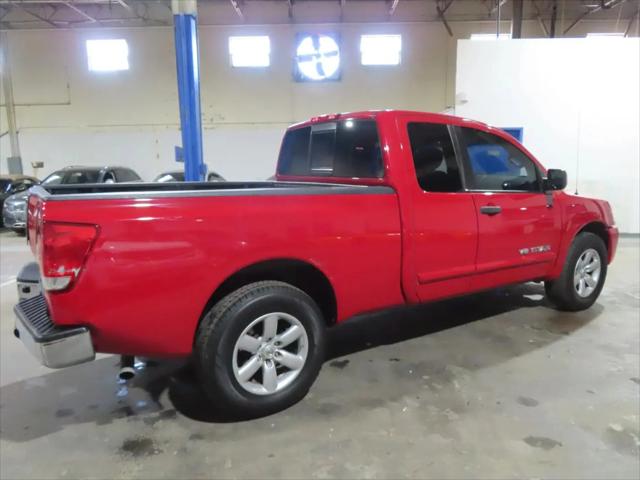 2012 Nissan Titan SV