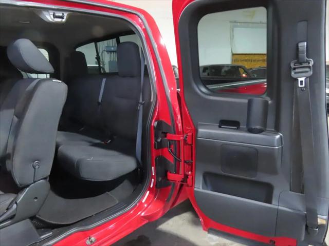 2012 Nissan Titan SV