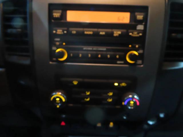 2012 Nissan Titan SV