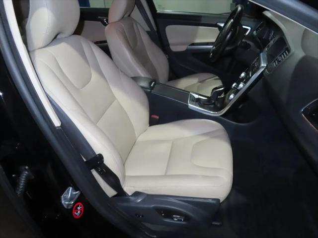 2016 Volvo S60 T5 Drive-E Premier
