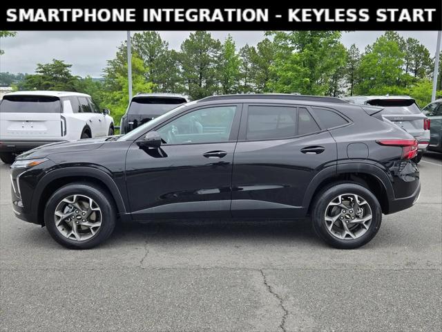 2025 Chevrolet Trax FWD LT