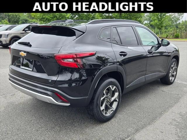 2025 Chevrolet Trax FWD LT