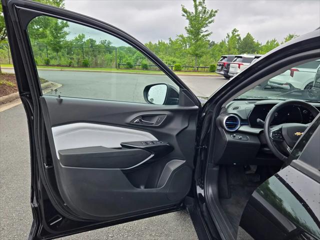2025 Chevrolet Trax FWD LT