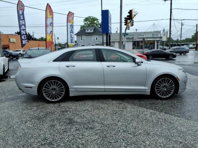2016 Lincoln MKZ FWD