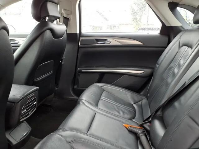 2016 Lincoln MKZ FWD