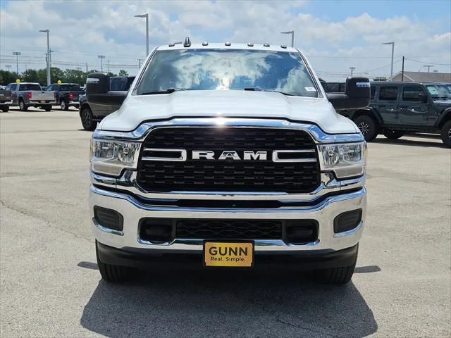 2024 Ram 3500 Tradesman Crew Cab 4x4 6'4" Box