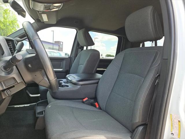 2024 Ram 3500 Tradesman Crew Cab 4x4 6'4" Box