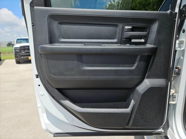 2024 Ram 3500 Tradesman Crew Cab 4x4 6'4" Box