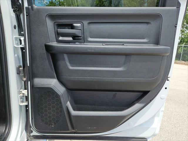 2024 Ram 3500 Tradesman Crew Cab 4x4 6'4" Box