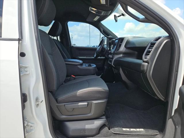 2024 Ram 3500 Tradesman Crew Cab 4x4 6'4" Box