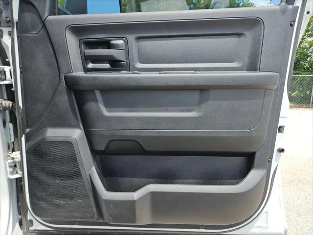 2024 Ram 3500 Tradesman Crew Cab 4x4 6'4" Box