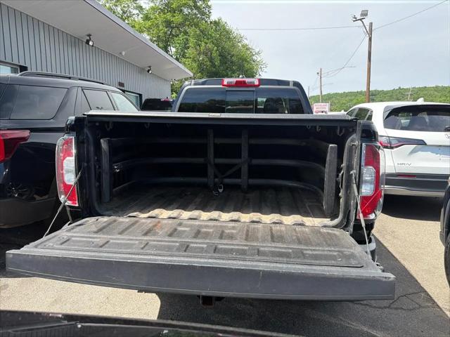 2021 GMC Canyon 4WD Crew Cab Long Box Denali