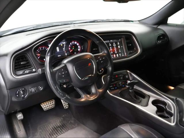 2016 Dodge Challenger SXT Plus