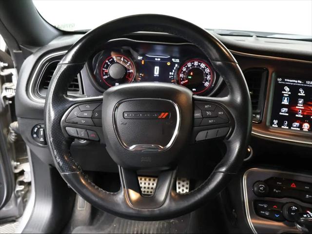 2016 Dodge Challenger SXT Plus